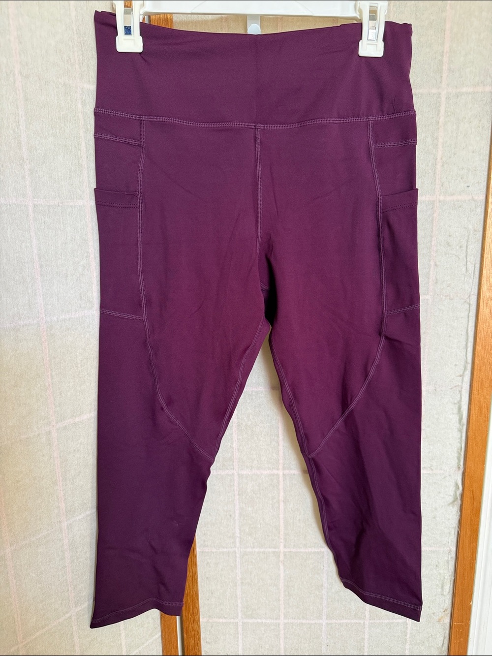 Zyia Active Plum Capri Leggings Sz 12